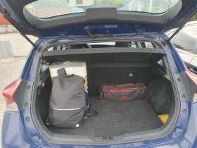 Toyota Auris, снимка 5