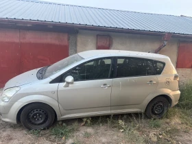 Toyota Corolla verso undefined | Auto.bg — изображение 2