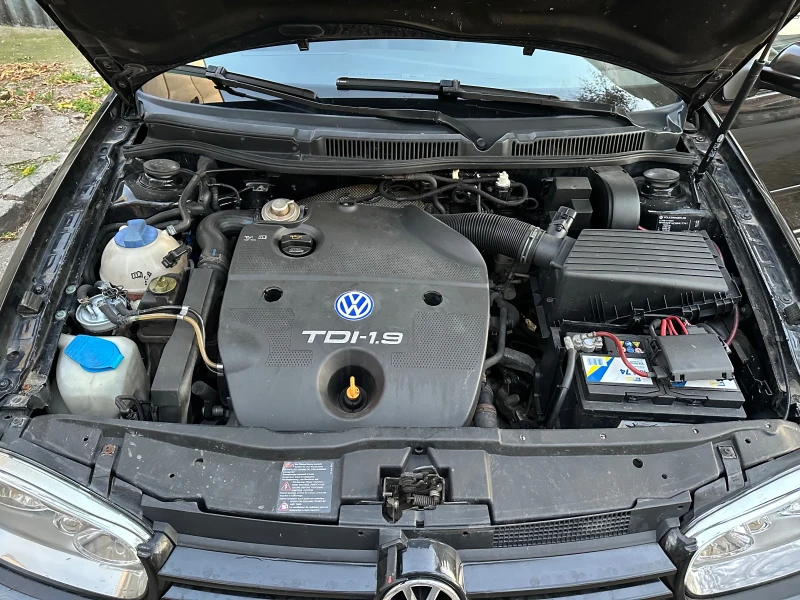 VW Golf 1.9 TDi 90 коня, снимка 7 - Автомобили и джипове - 47812658