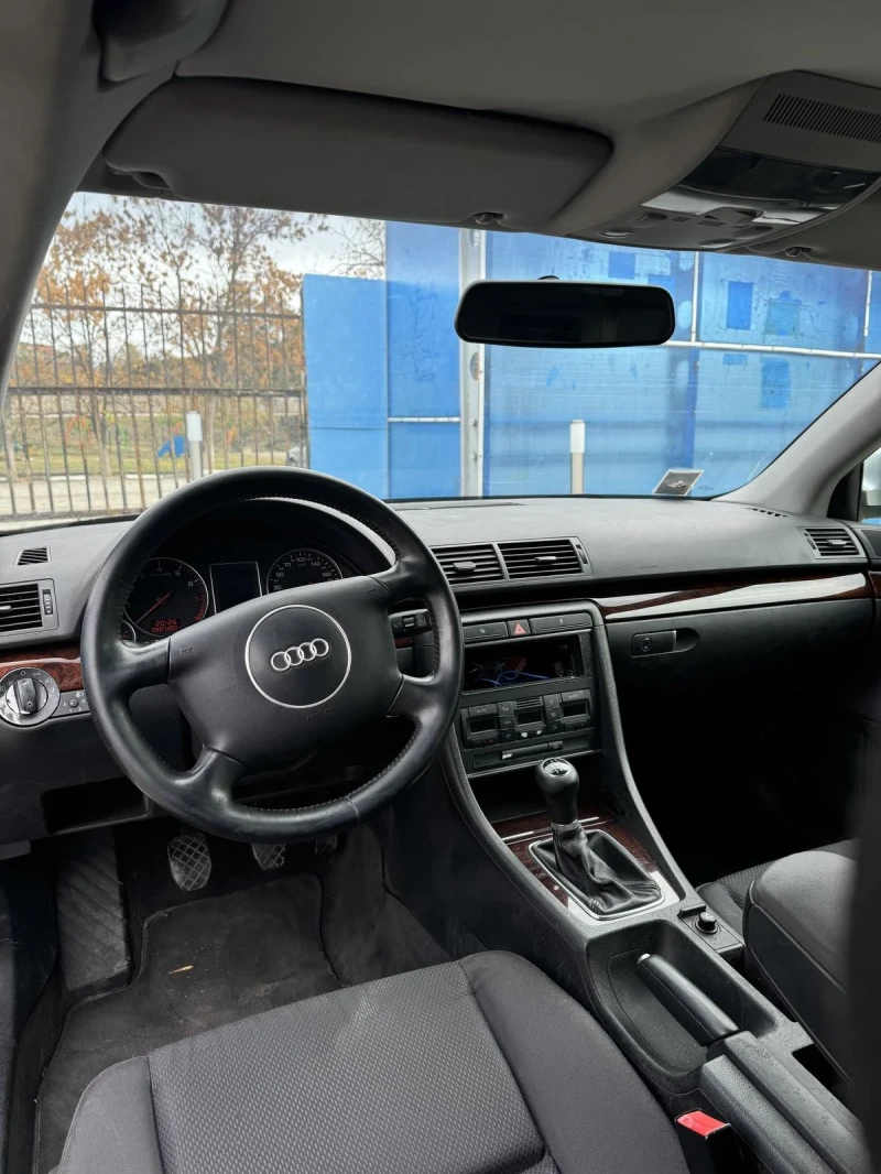 Audi A4 Бензин , снимка 3 - Автомобили и джипове - 48093716