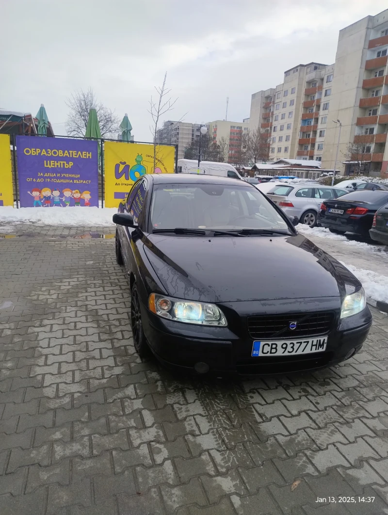 Volvo S60 2.4D, снимка 3 - Автомобили и джипове - 48666656