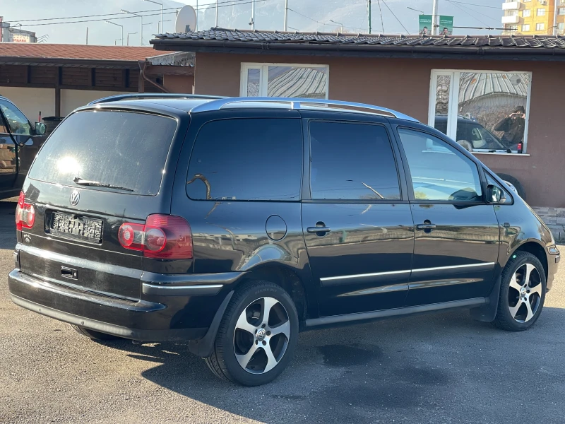 VW Sharan 2.0TDi, снимка 5 - Автомобили и джипове - 48757032