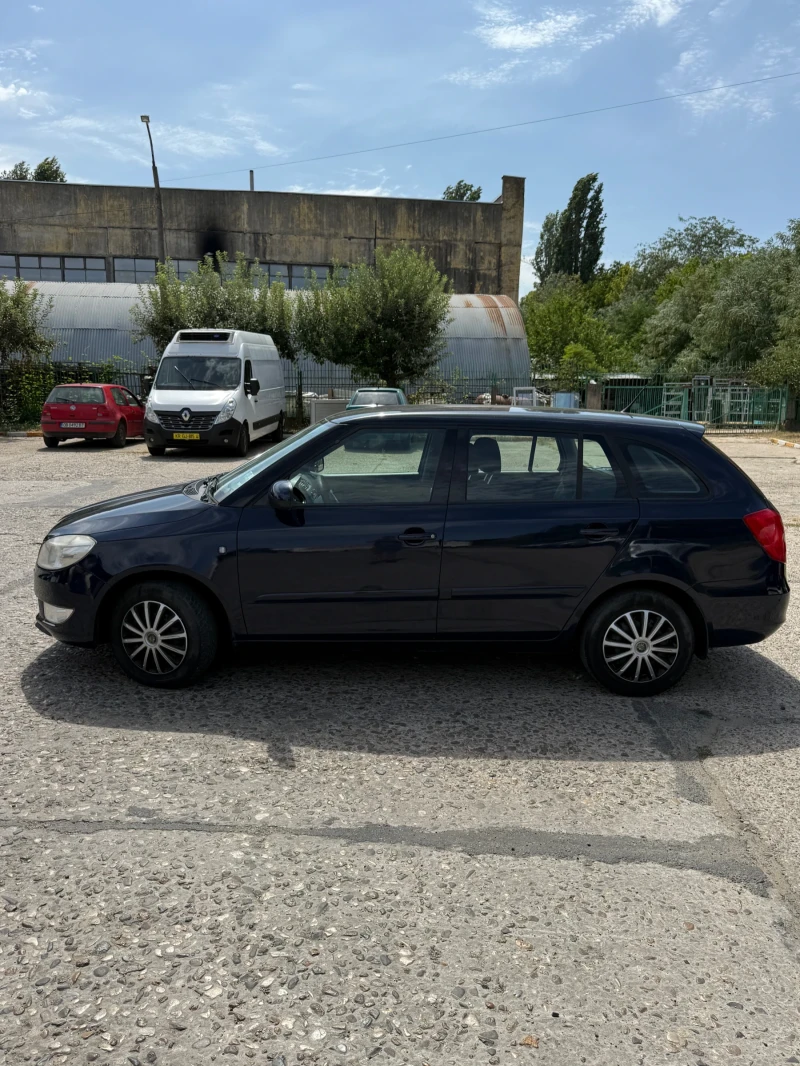 Skoda Fabia, снимка 3 - Автомобили и джипове - 51640035