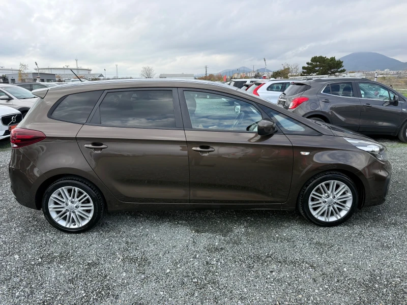 Kia Carens (KATO НОВА)^(7-МЕСТА), снимка 4 - Автомобили и джипове - 52409330