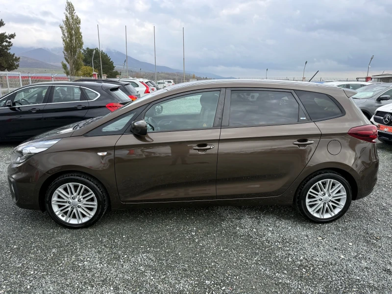 Kia Carens (KATO НОВА)^(7-МЕСТА), снимка 10 - Автомобили и джипове - 52409330