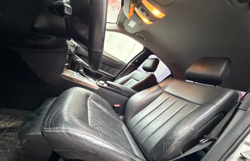 Mercedes-Benz E 220 2012год* 170кс* Кожа* Нави, снимка 12 - Автомобили и джипове - 52469587