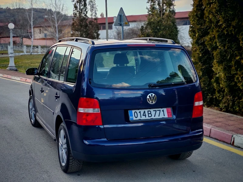 VW Touran 1.9TDI(105)* COMFORT-EDITION* НОВ ВНОС* , снимка 5 - Автомобили и джипове - 53078339