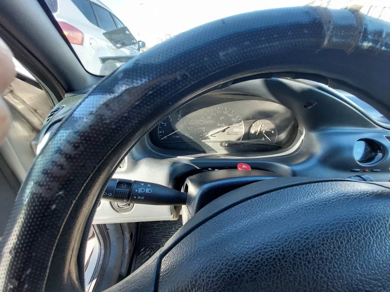 Ford Escort 1.6I, снимка 13 - Автомобили и джипове - 53089866