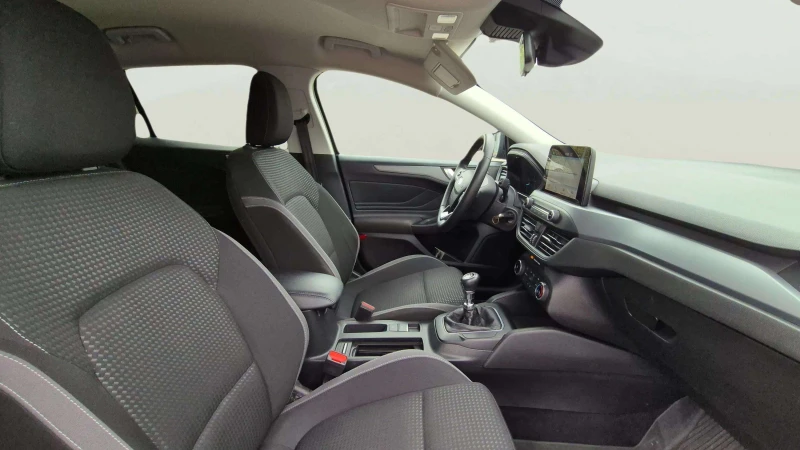 Ford Focus 1.0Ecoboost, снимка 10 - Автомобили и джипове - 53255365