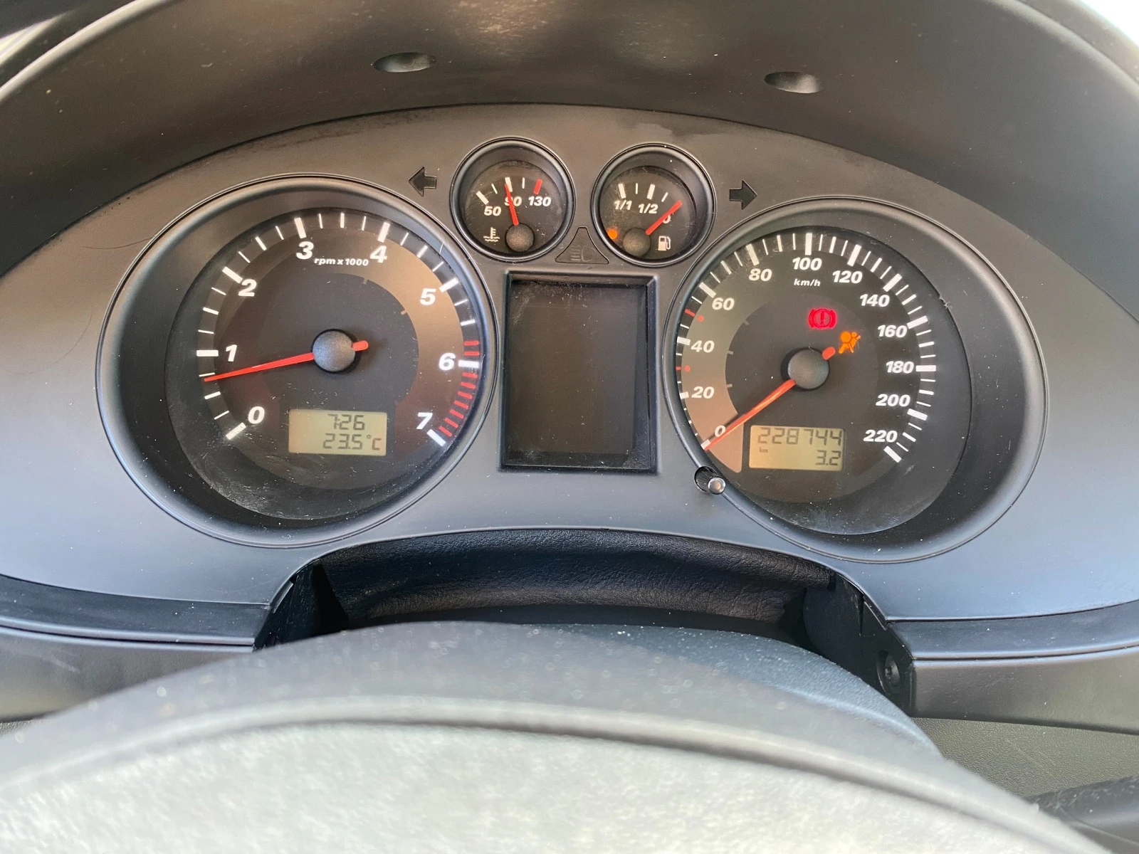 Seat Ibiza 1.2i 64. | Mobile.bg   12