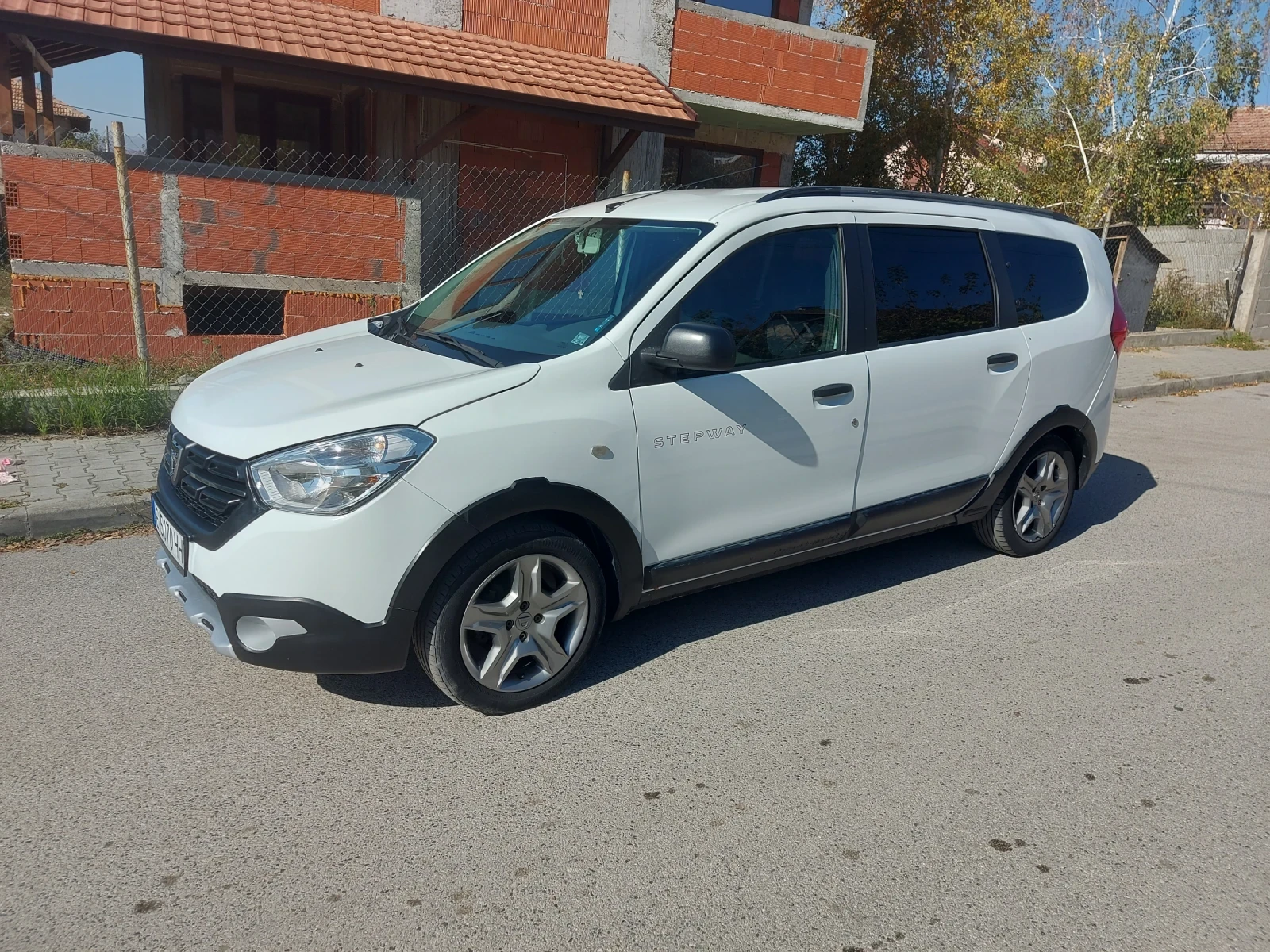 Dacia Lodgy  - изображение 3