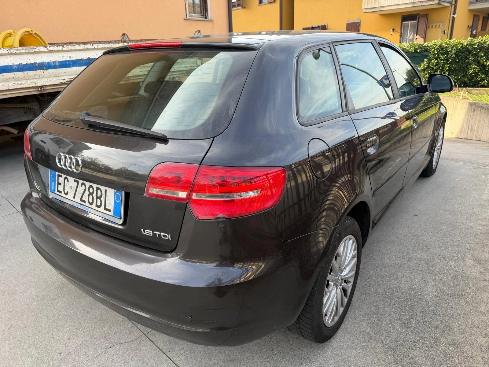 Audi A3 КАТО НОВА, снимка 4 - Автомобили и джипове - 51252260