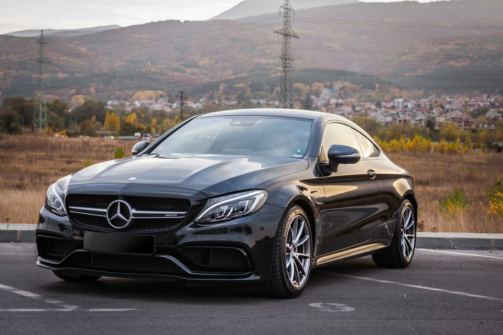 Mercedes-Benz C 63 AMG  - изображение 2