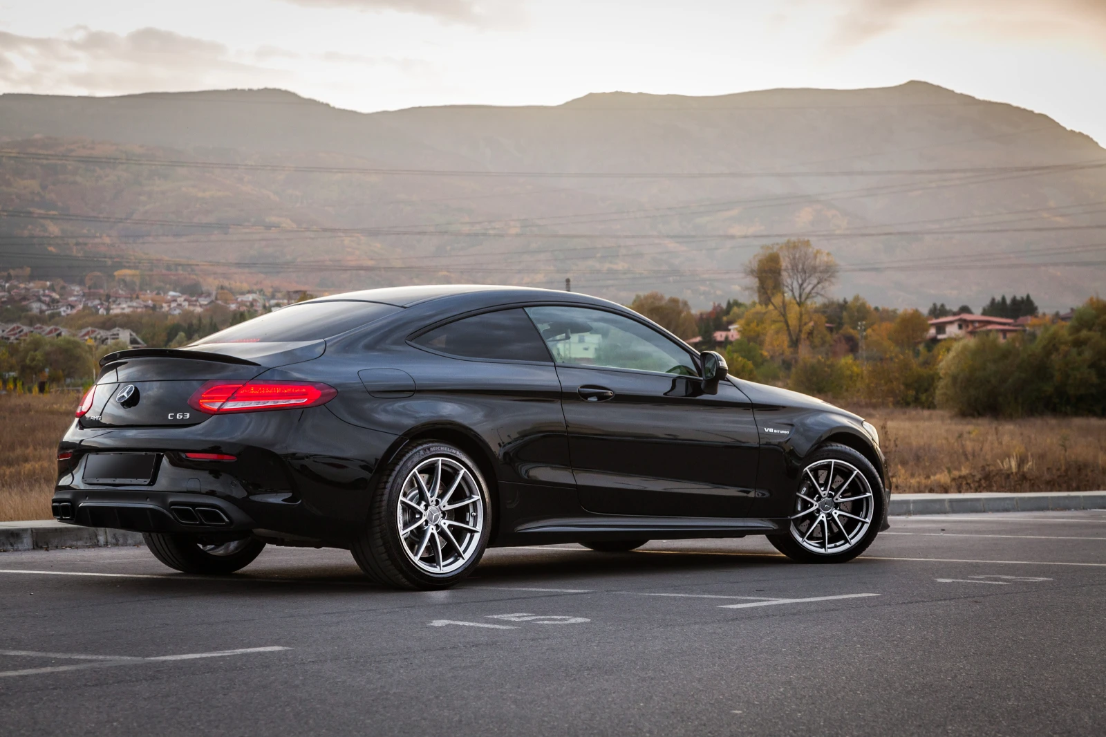 Mercedes-Benz C 63 AMG  - изображение 3