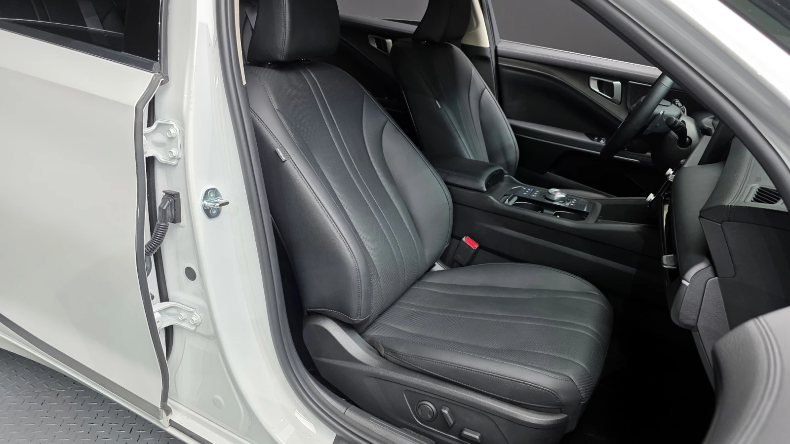 Kia K8 2.5 Noblesse Light | Mobile.bg   11