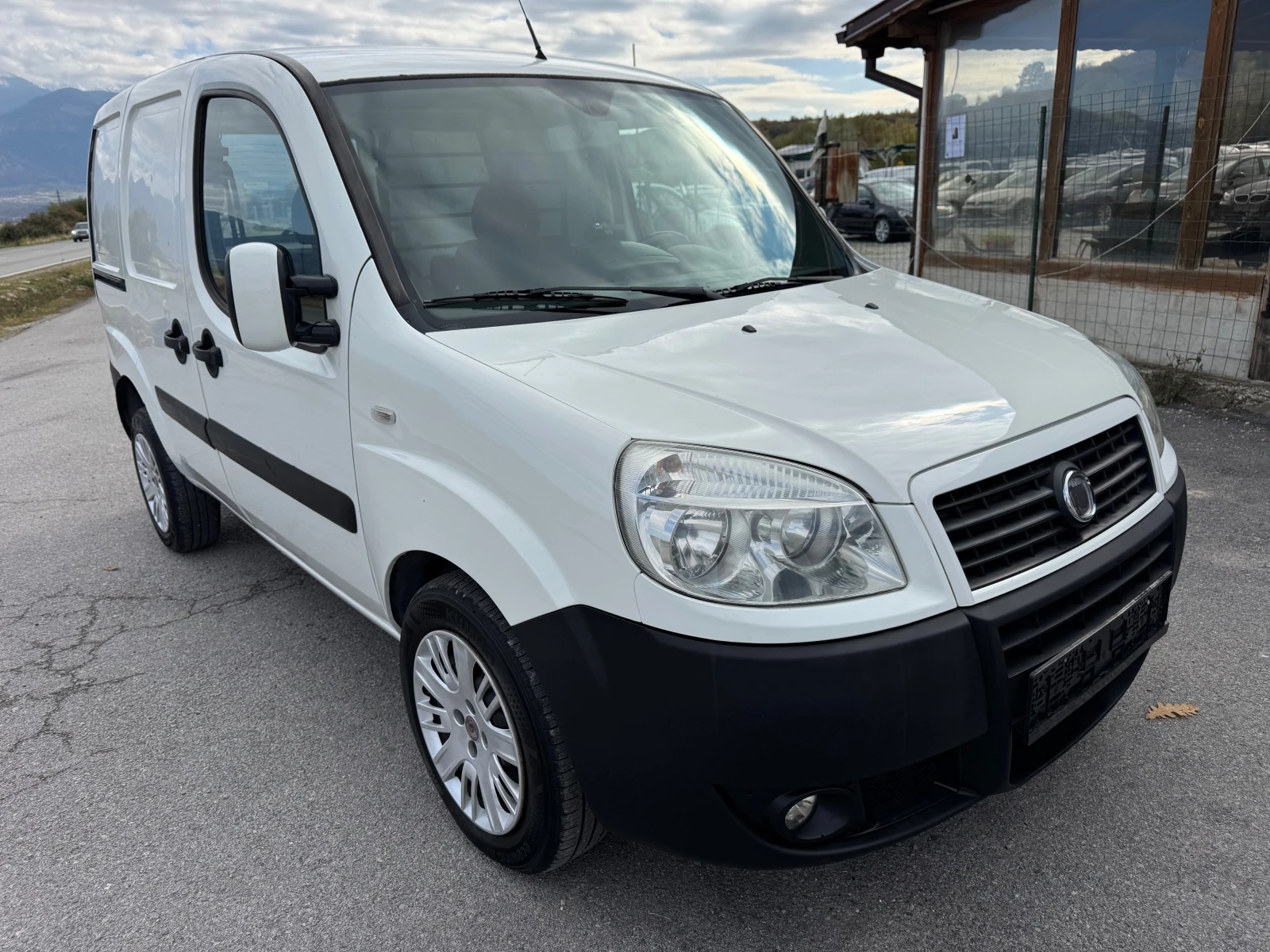 Fiat Doblo 1.9JTD-Navi 2странични вратии - изображение 3