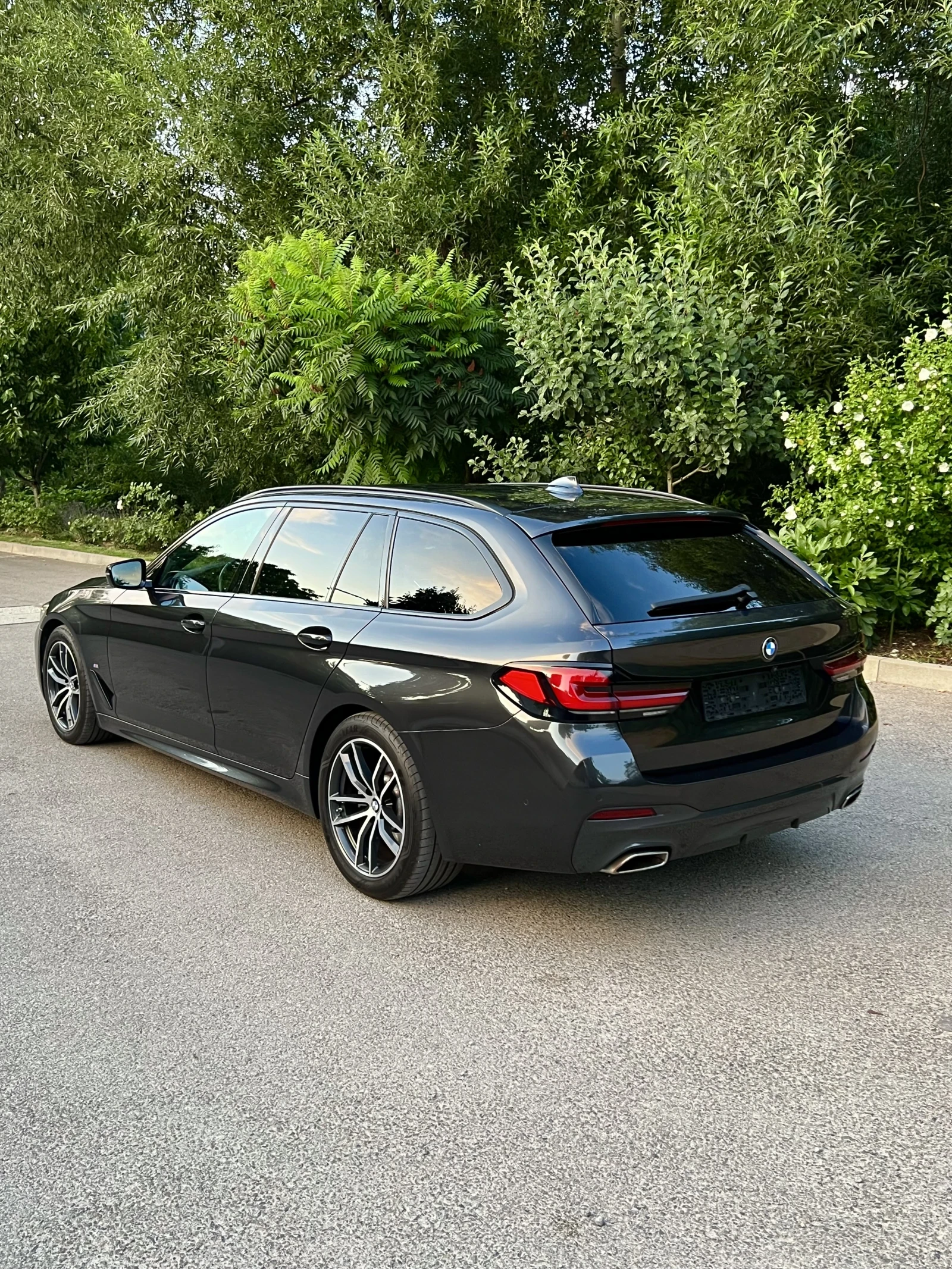 BMW 530  520 d xDrive Facelift M PACKET  Mild Hybrid FULL | Mobile.bg   1