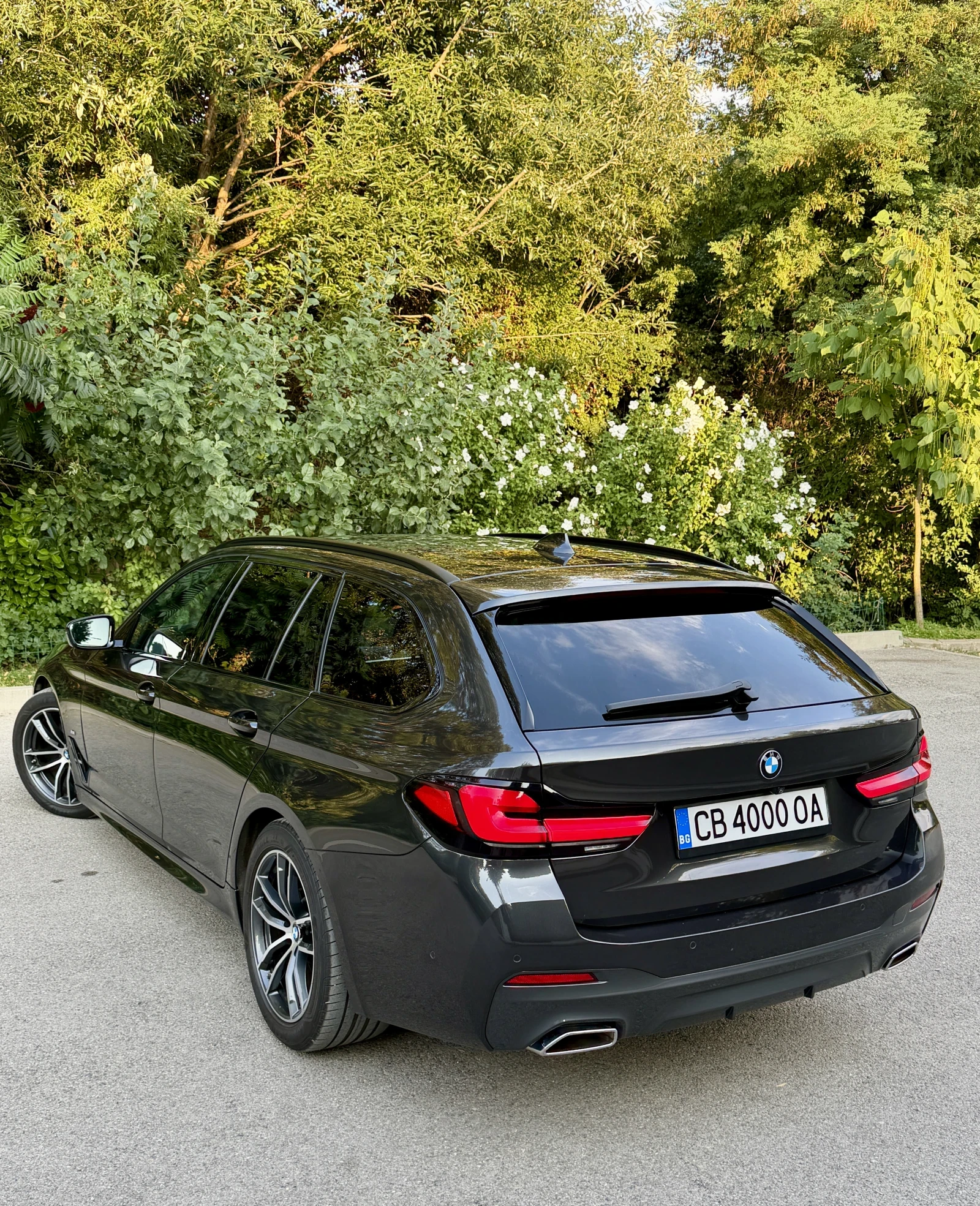 BMW 530  520d xDrive Face.M Packet Mild Hybrid FULL MAXXS, снимка 7 - Автомобили и джипове - 54876141