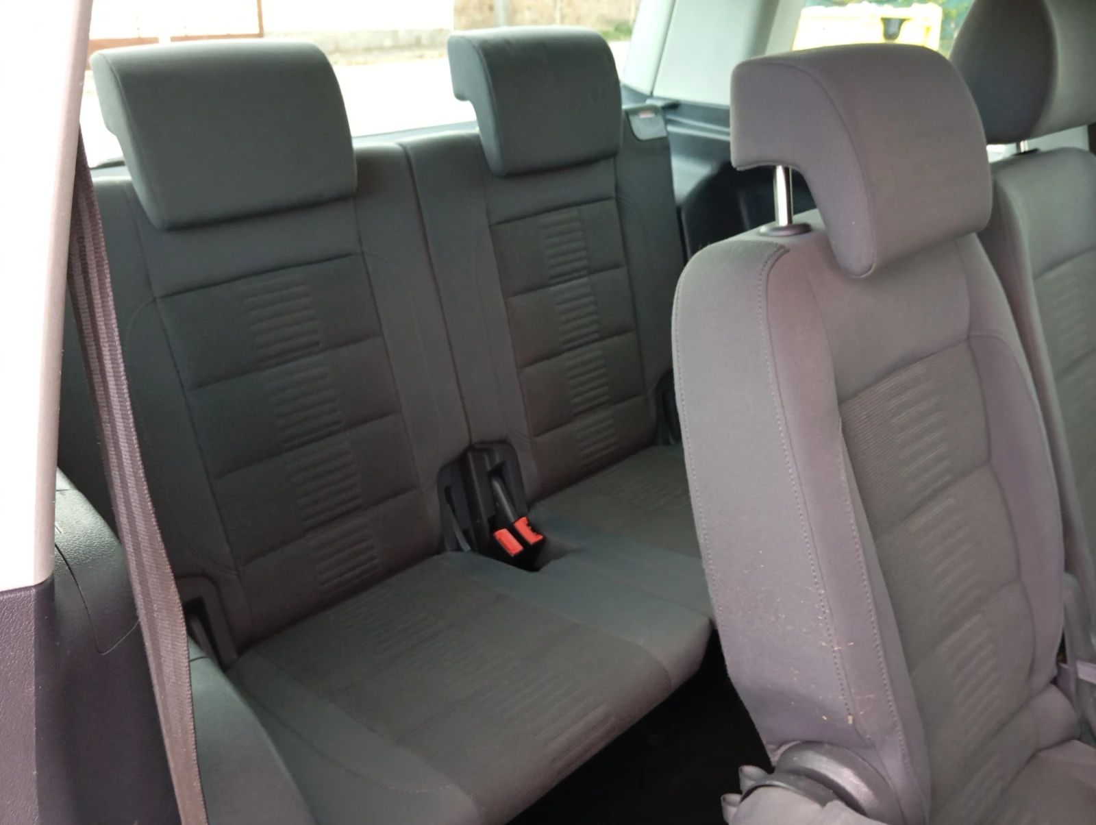 VW Touran 1.9-D-105-6+ 1-NAVI- | Mobile.bg   15