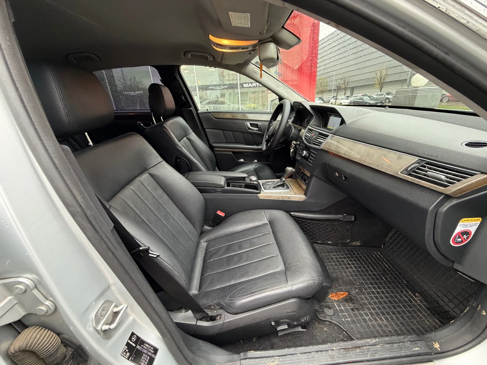 Mercedes-Benz E 220 Elegance* Кожа* Нави - изображение 8