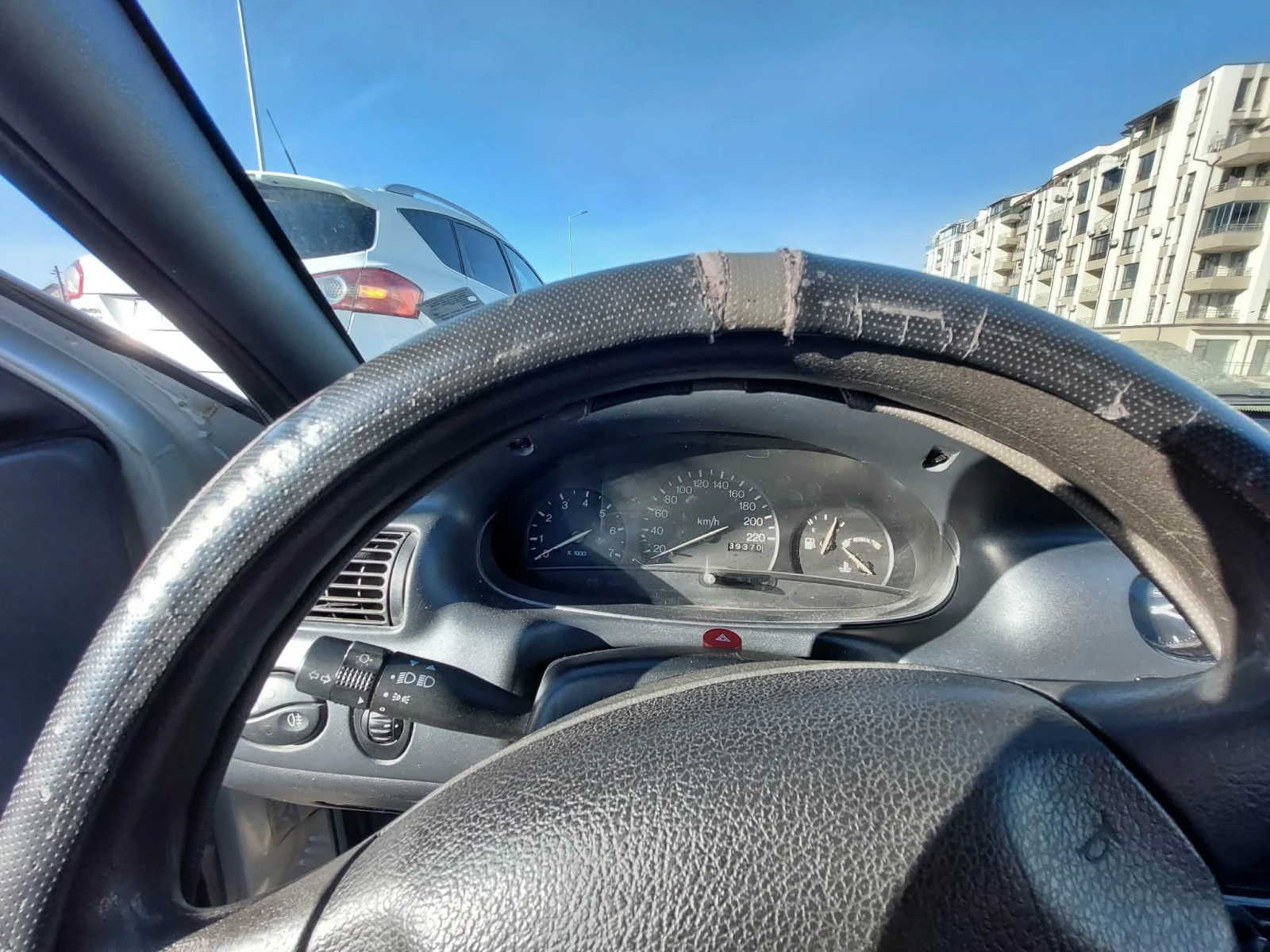 Ford Escort 1.6I - изображение 10