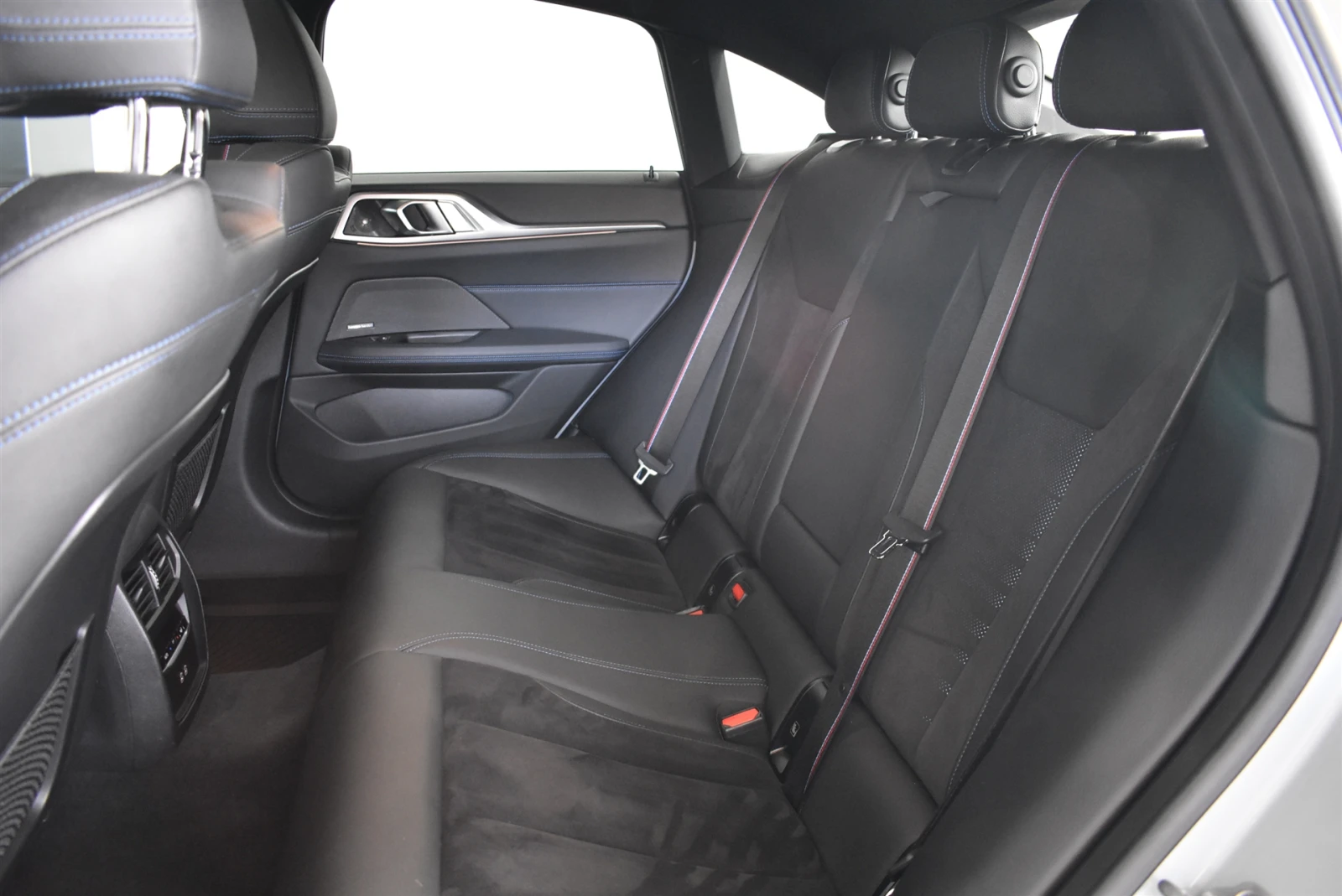 BMW 440 xDrive Гран Купе - изображение 10