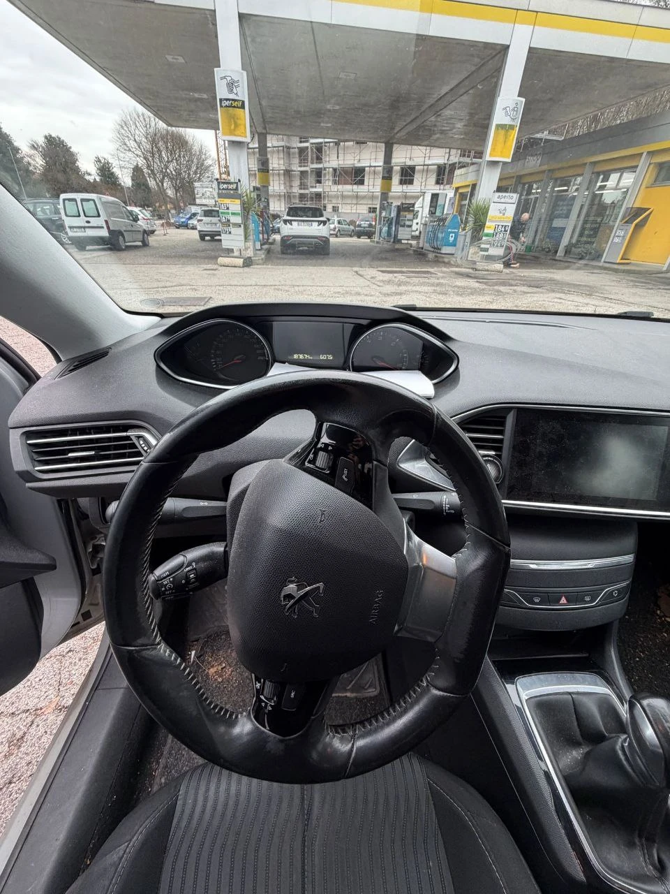 Peugeot 308 1.6 HDI 187000км 100% реален пробег!!! - изображение 7