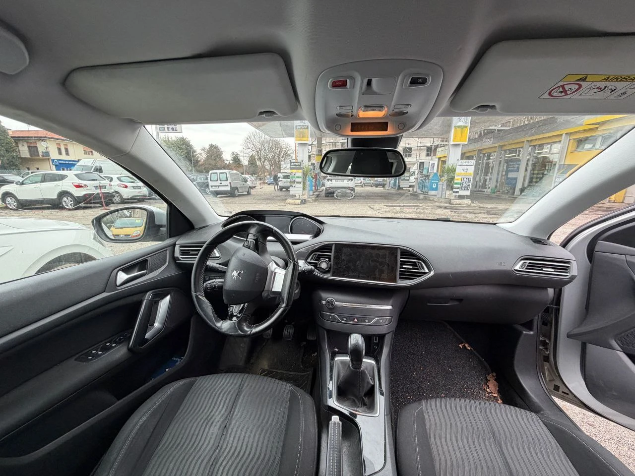 Peugeot 308 1.6 HDI 187000км 100% реален пробег!!! - изображение 8