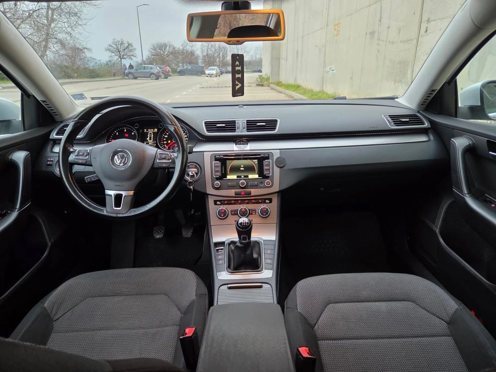 VW Passat 2.0 140 - изображение 8