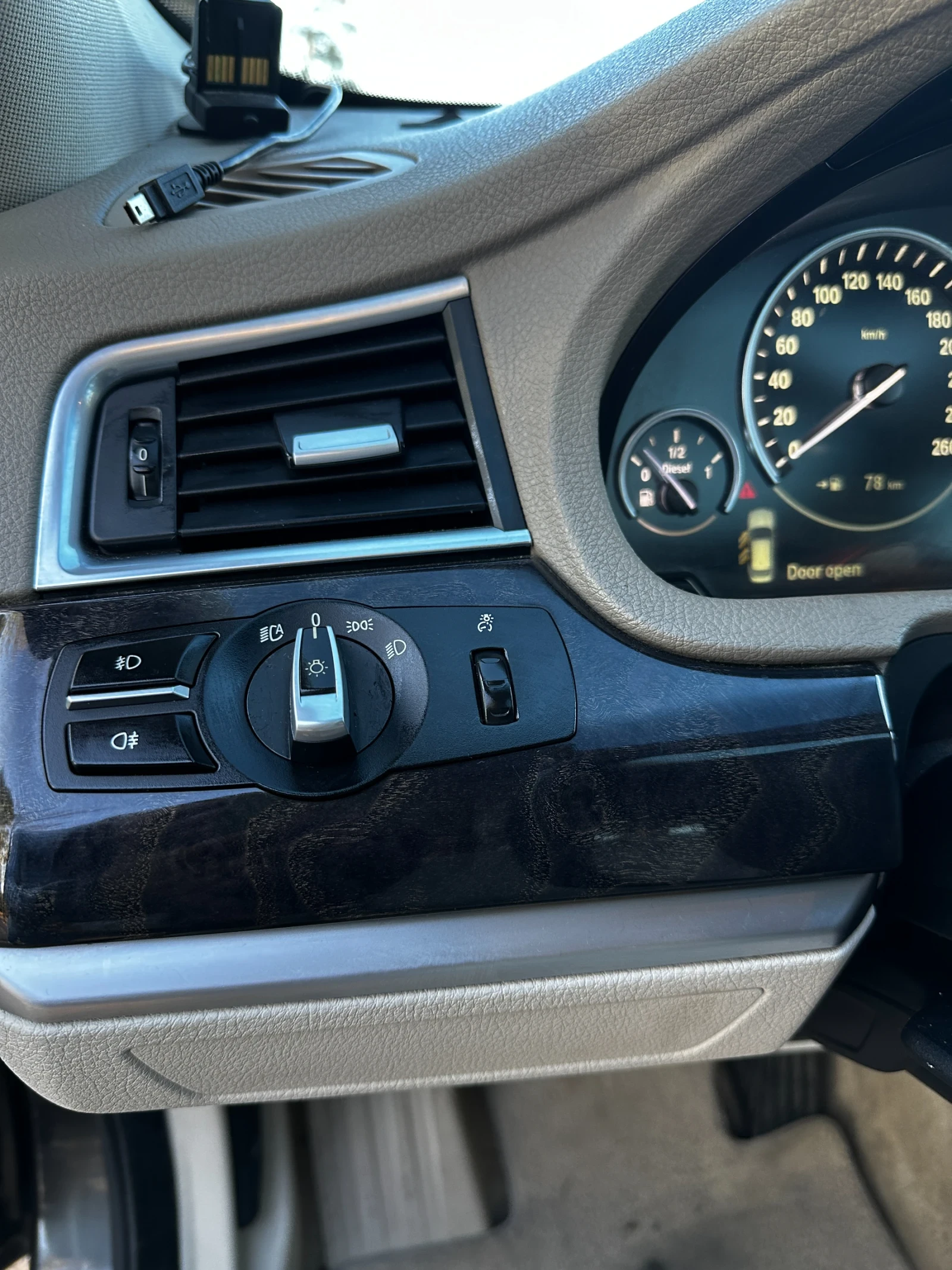 BMW 5 Gran Turismo BMW GT 530 X-Drive, снимка 10 - Автомобили и джипове - 53757471