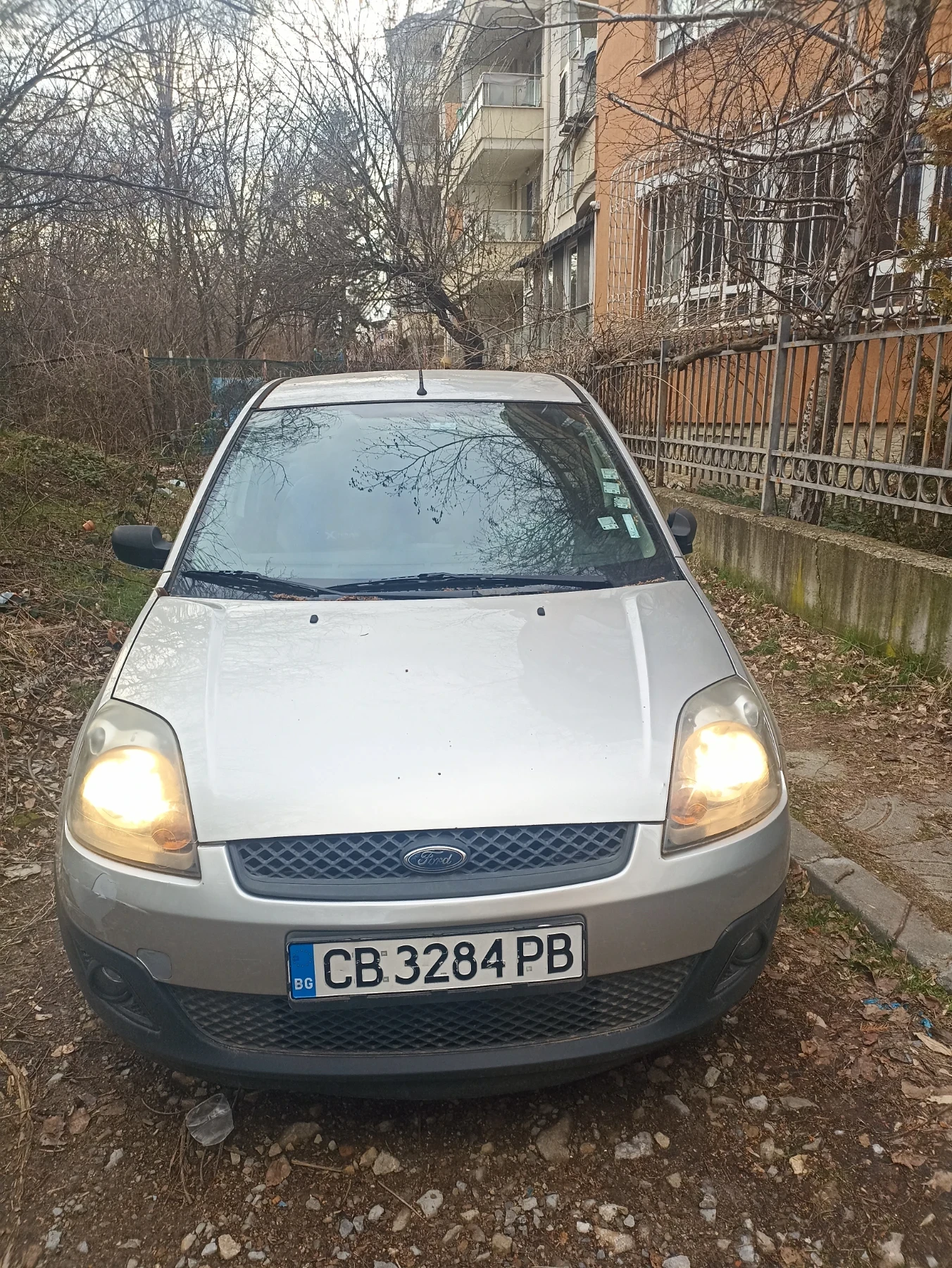 Ford Fiesta, снимка 4 - Автомобили и джипове - 53760375