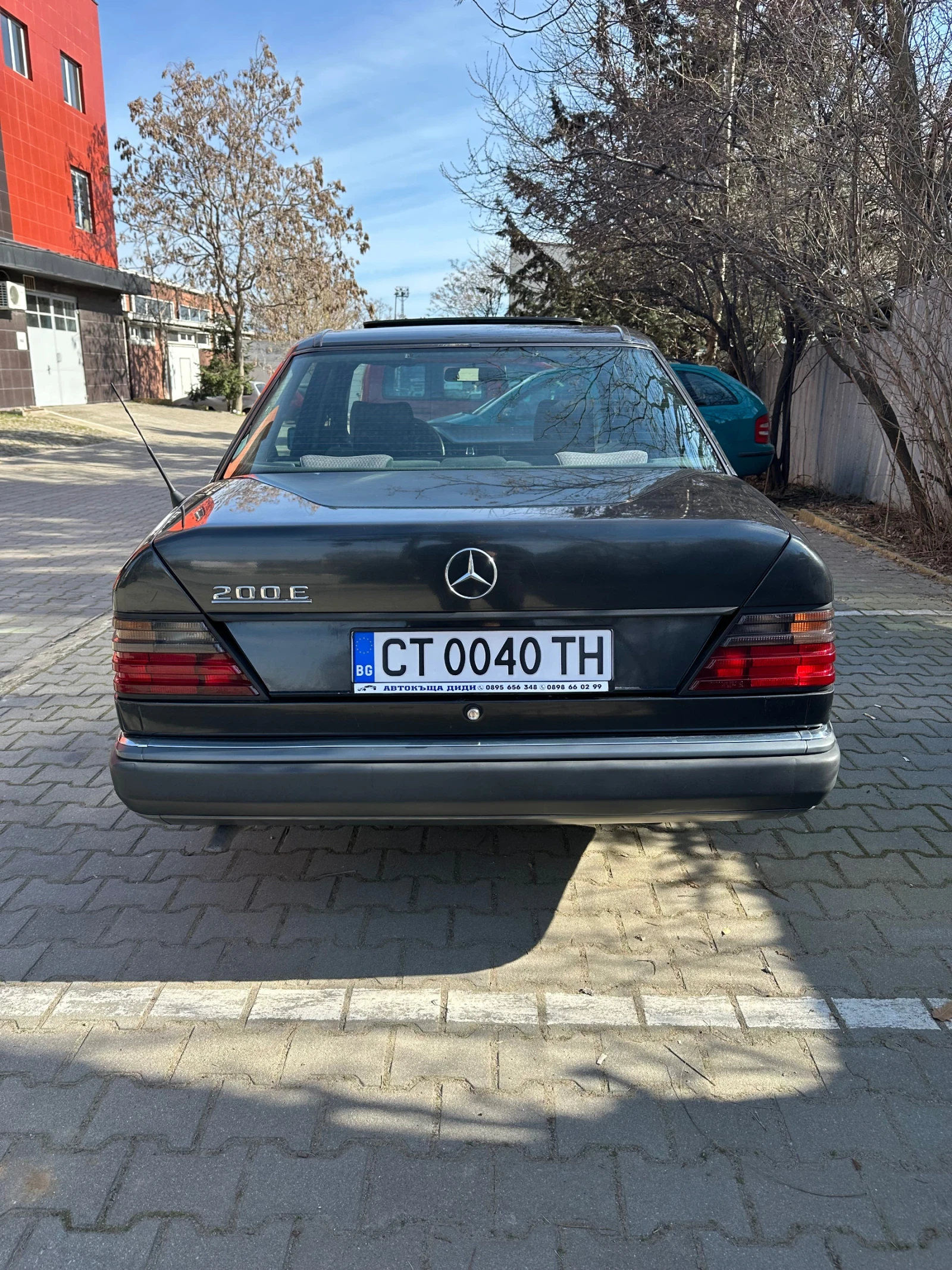 Mercedes-Benz 124 2000, снимка 9 - Автомобили и джипове - 53890598