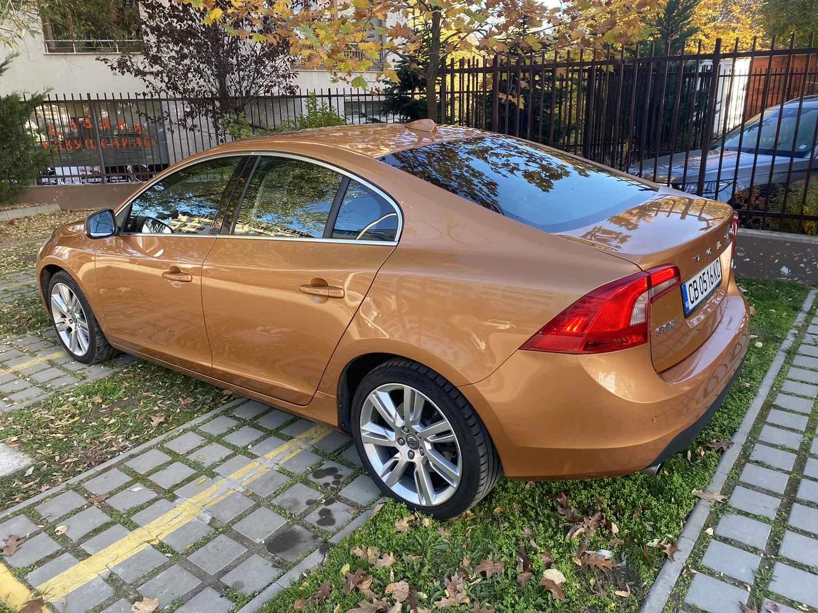 Volvo S60, снимка 3 - Автомобили и джипове - 54070855