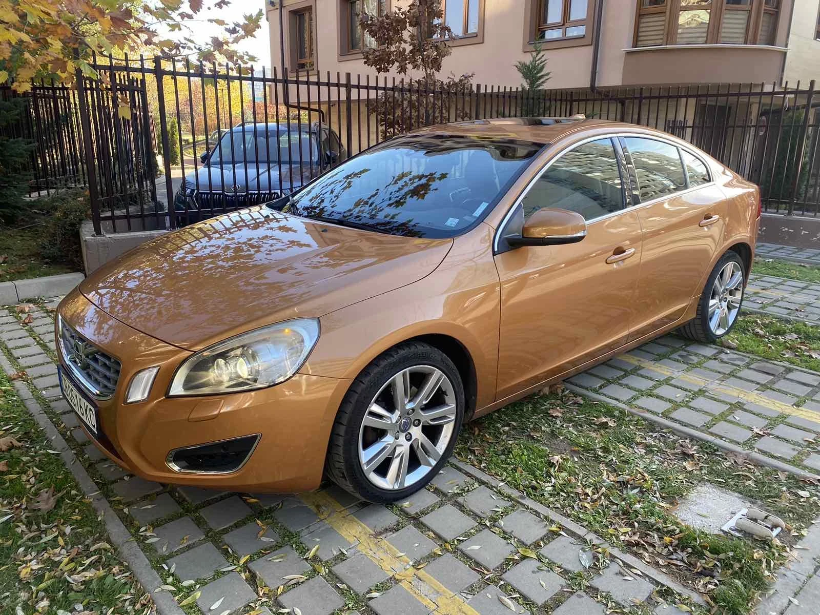 Volvo S60, снимка 4 - Автомобили и джипове - 54070855