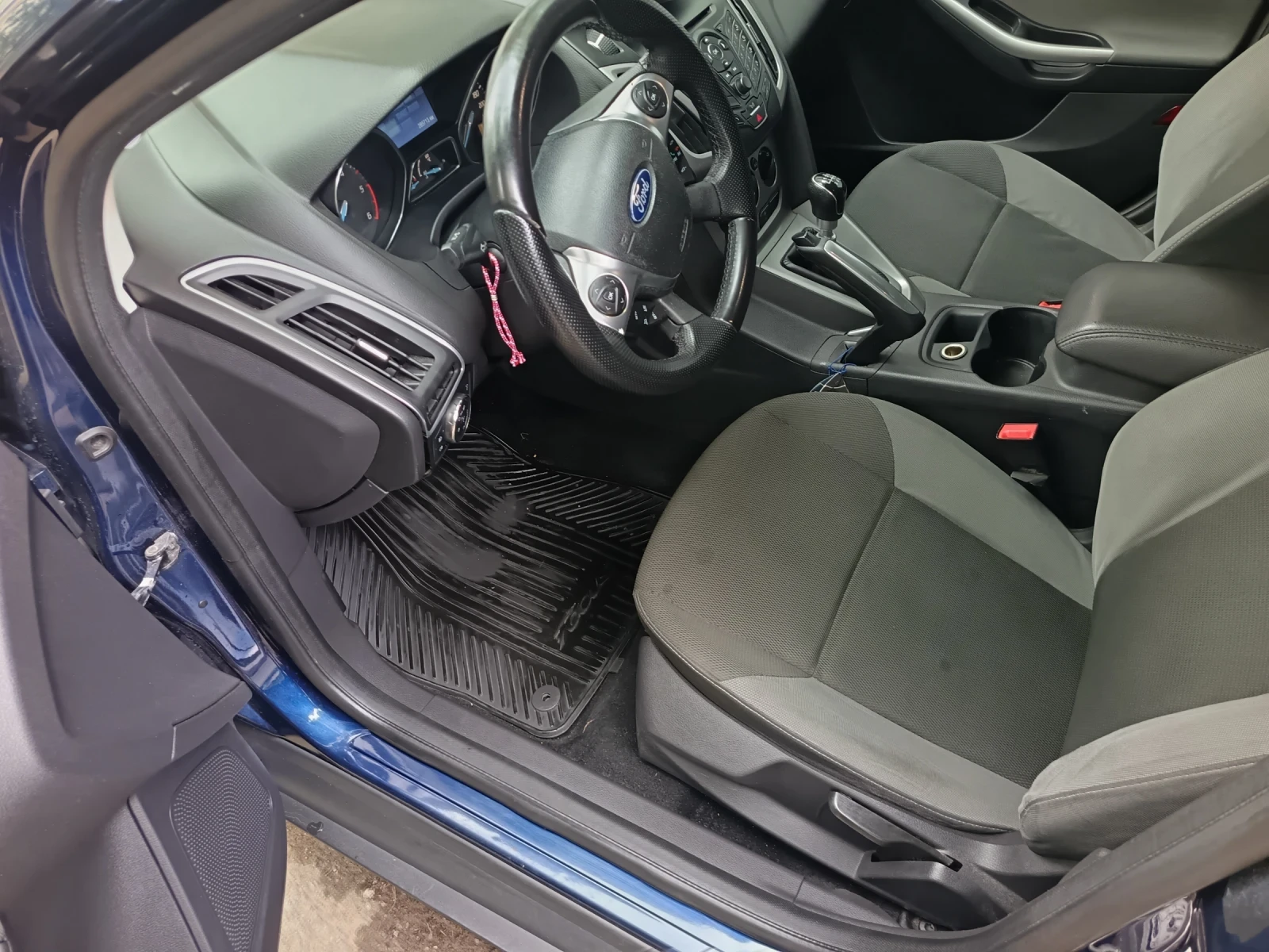 Ford Focus 1.6, снимка 15 - Автомобили и джипове - 54477025