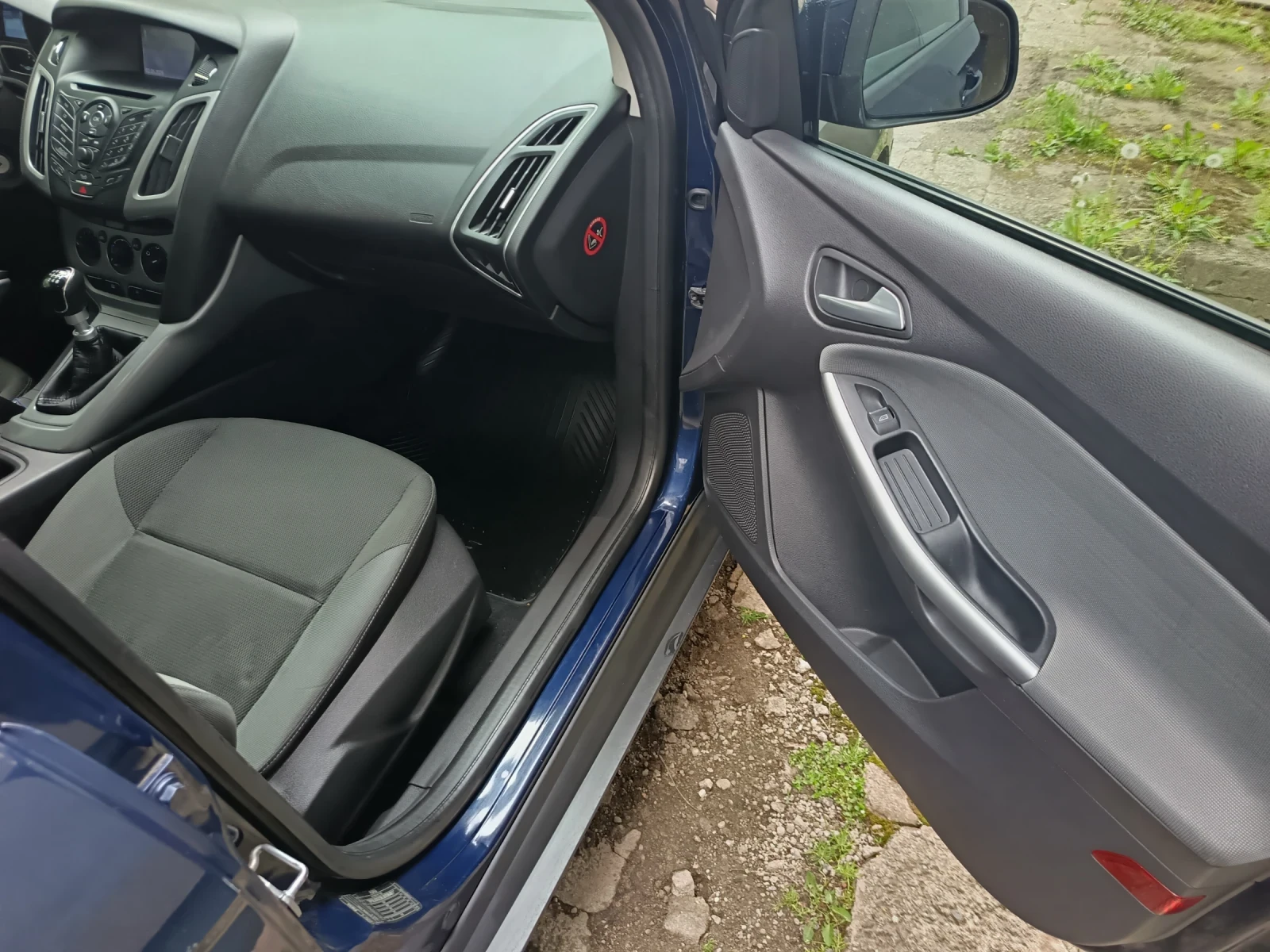 Ford Focus 1.6, снимка 9 - Автомобили и джипове - 54477025