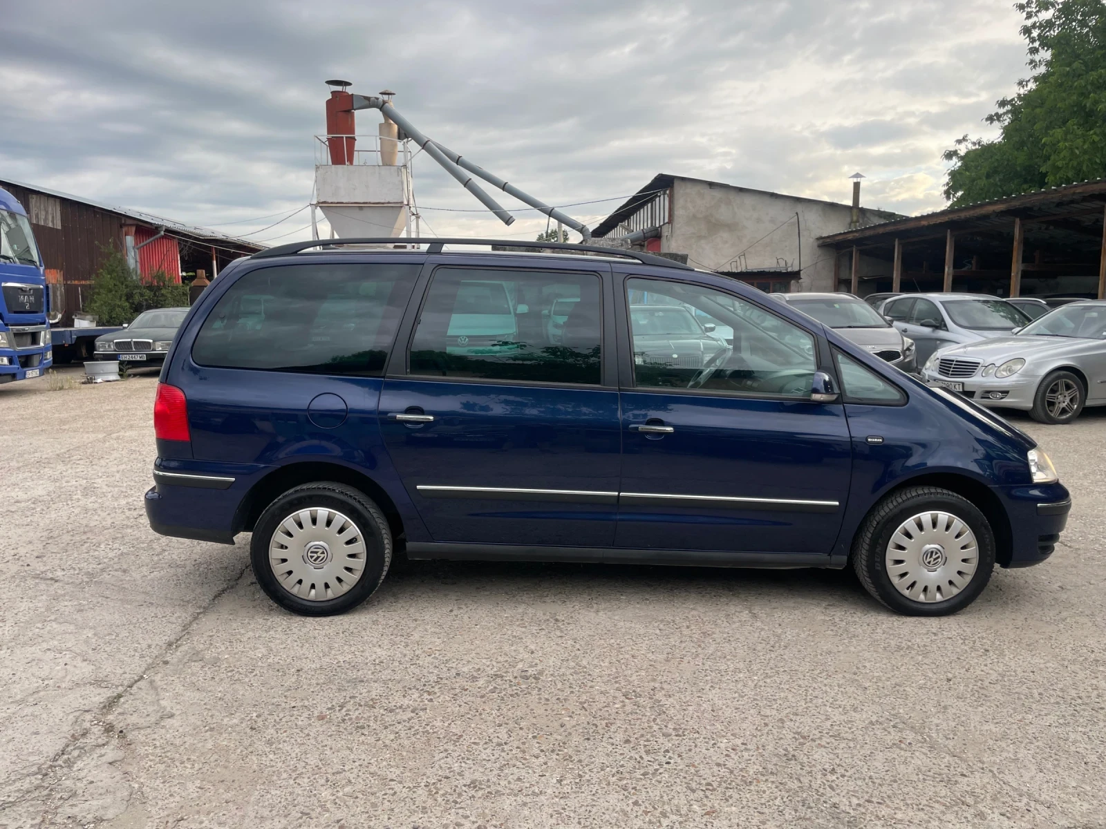 VW Sharan 1.8T/150к.с./205000км./6+ 1/Швейцария, снимка 5 - Автомобили и джипове - 54886654