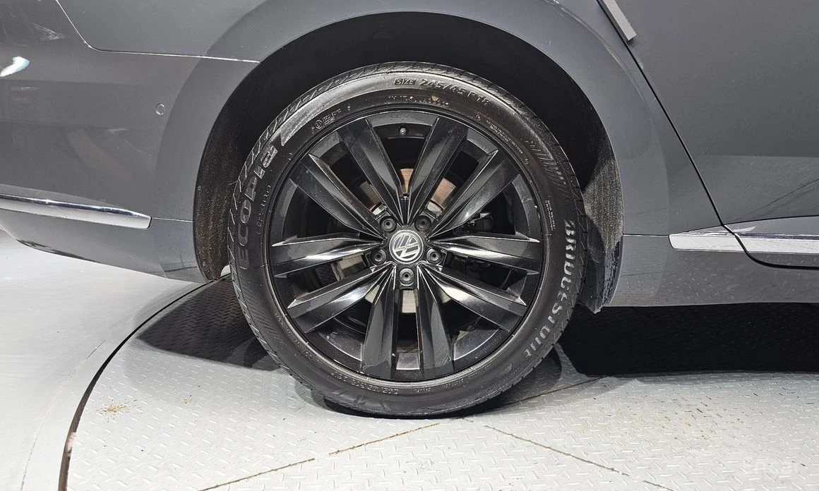 VW Arteon, снимка 5 - Автомобили и джипове - 55181547