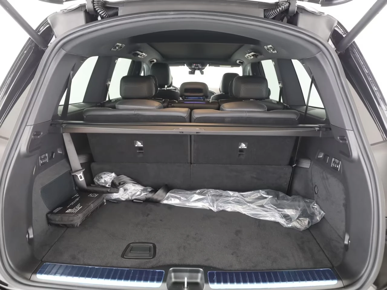 Mercedes-Benz GLS 450 D 4MATIC AMG NIGHT-PAKET BURMESTER PANORAMA HEADUP, снимка 16 - Автомобили и джипове - 55557547