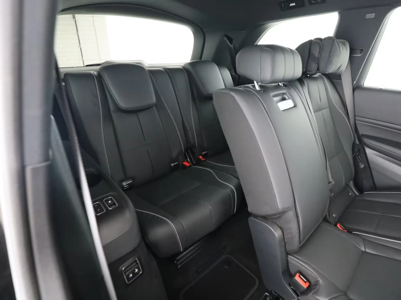 Mercedes-Benz GLS 450 D 4MATIC AMG NIGHT-PAKET BURMESTER PANORAMA HEADUP, снимка 15 - Автомобили и джипове - 55557547