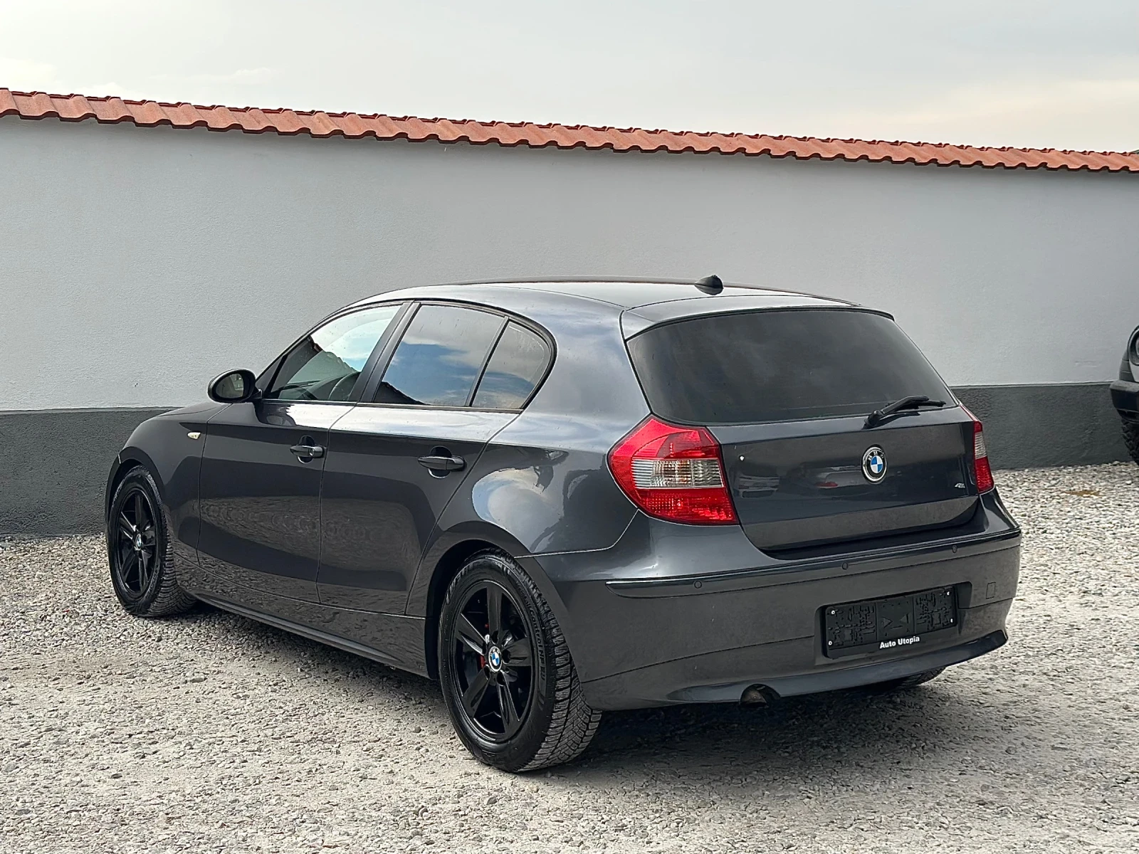 BMW 120 ПОДГРЕВ / КСЕНОН / ПАРКТРОНИК, снимка 3 - Автомобили и джипове - 55791112