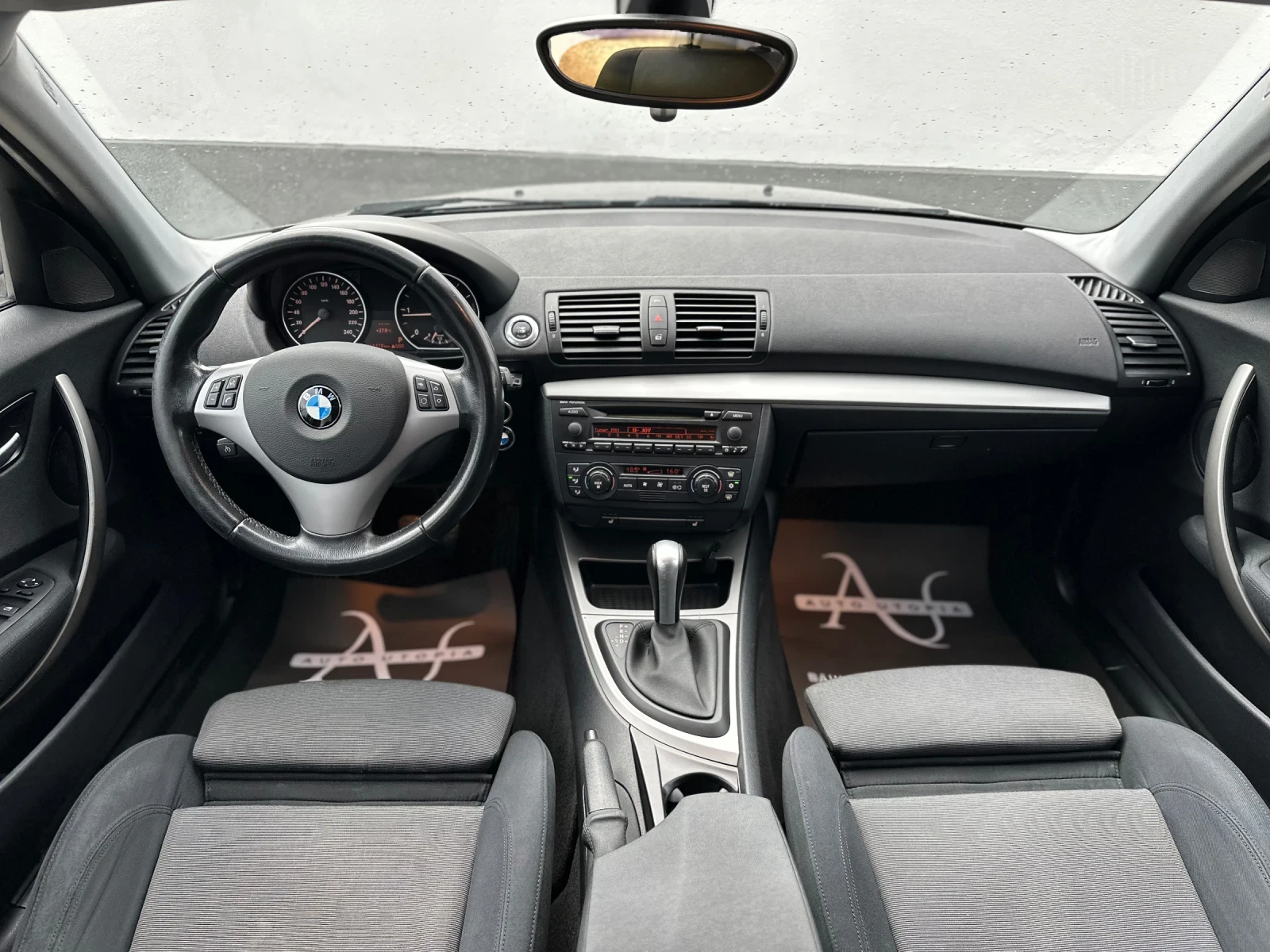 BMW 120 ПОДГРЕВ / КСЕНОН / ПАРКТРОНИК, снимка 6 - Автомобили и джипове - 55791112