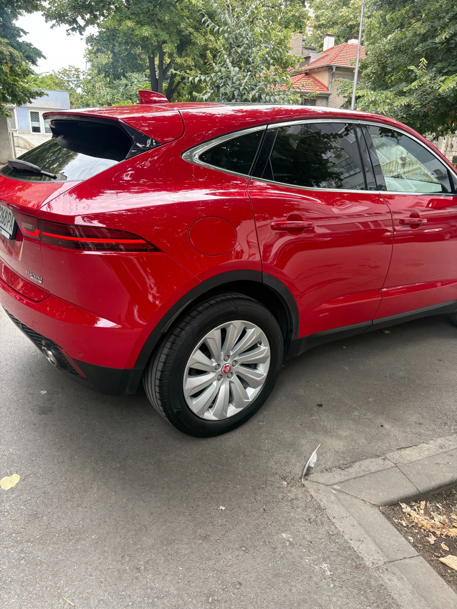 Jaguar E-pace, снимка 7 - Автомобили и джипове - 55938514