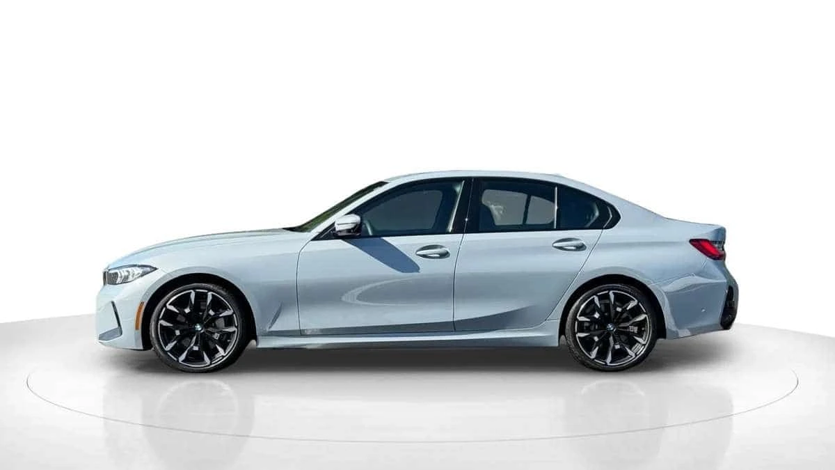 BMW 330 * 330i 330i xDrive | M Sport Package * CARFAX *  | Mobile.bg � ����������� 9