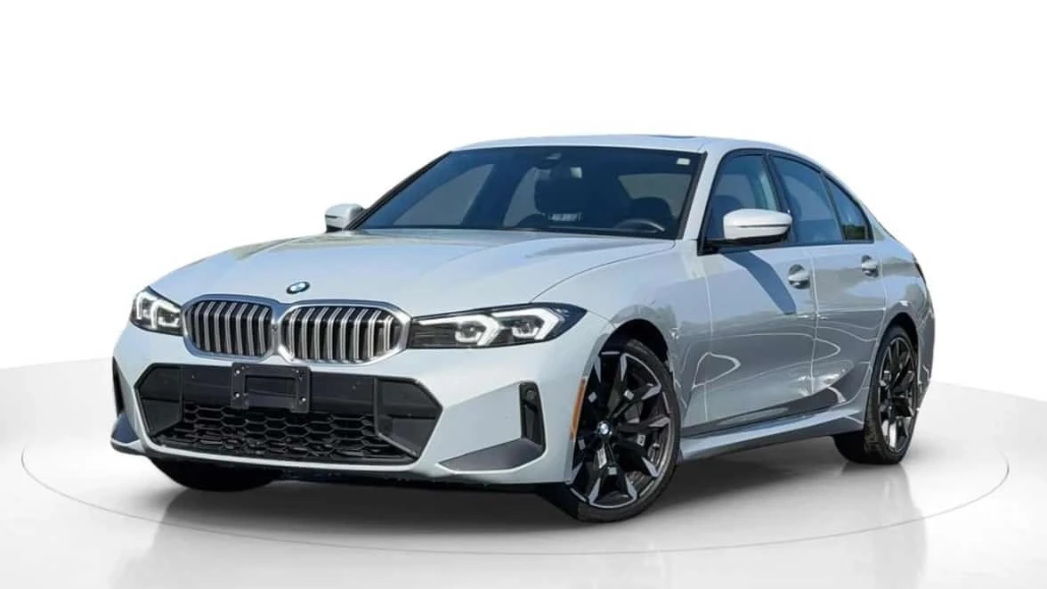 BMW 330 * 330i 330i xDrive | M Sport Package * CARFAX * 
