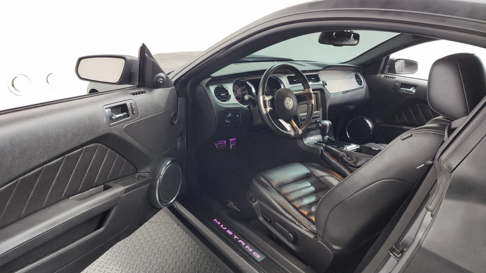 Ford Mustang 3.7 / Coupe, снимка 10 - Автомобили и джипове - 56751480