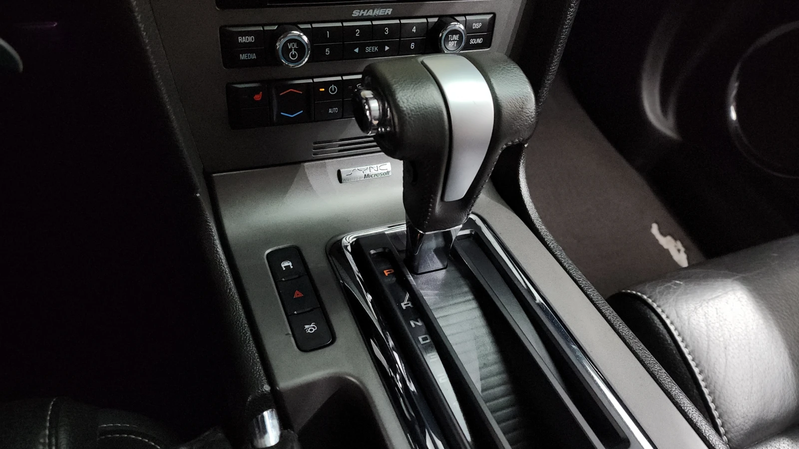 Ford Mustang 3.7 / Coupe, снимка 9 - Автомобили и джипове - 56751480