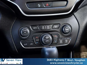 Jeep Cherokee * Trailhawk 4x4 NAVI/BLIND SPOT DETECTION * CARFAX, снимка 12