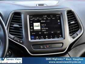 Jeep Cherokee * Trailhawk 4x4 NAVI/BLIND SPOT DETECTION * CARFAX, снимка 11