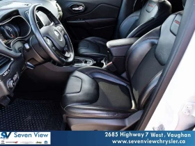 Jeep Cherokee * Trailhawk 4x4 NAVI/BLIND SPOT DETECTION * CARFAX, снимка 7